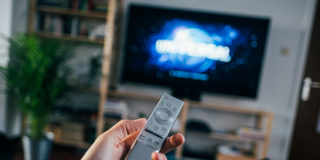 Как выбрать цифровую смарт ТВ- приставку для вашего телевизора | Новости  Дом.ру в Санкт-Петербурге